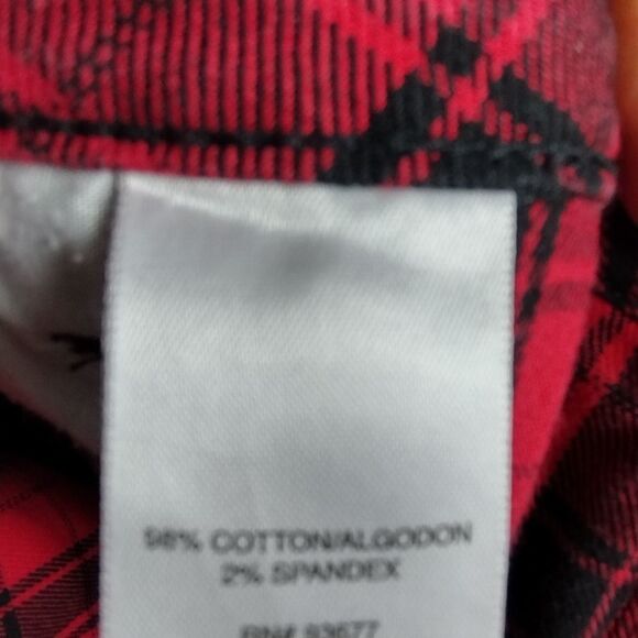 City Streets plaid pants - Picture 5 of 7